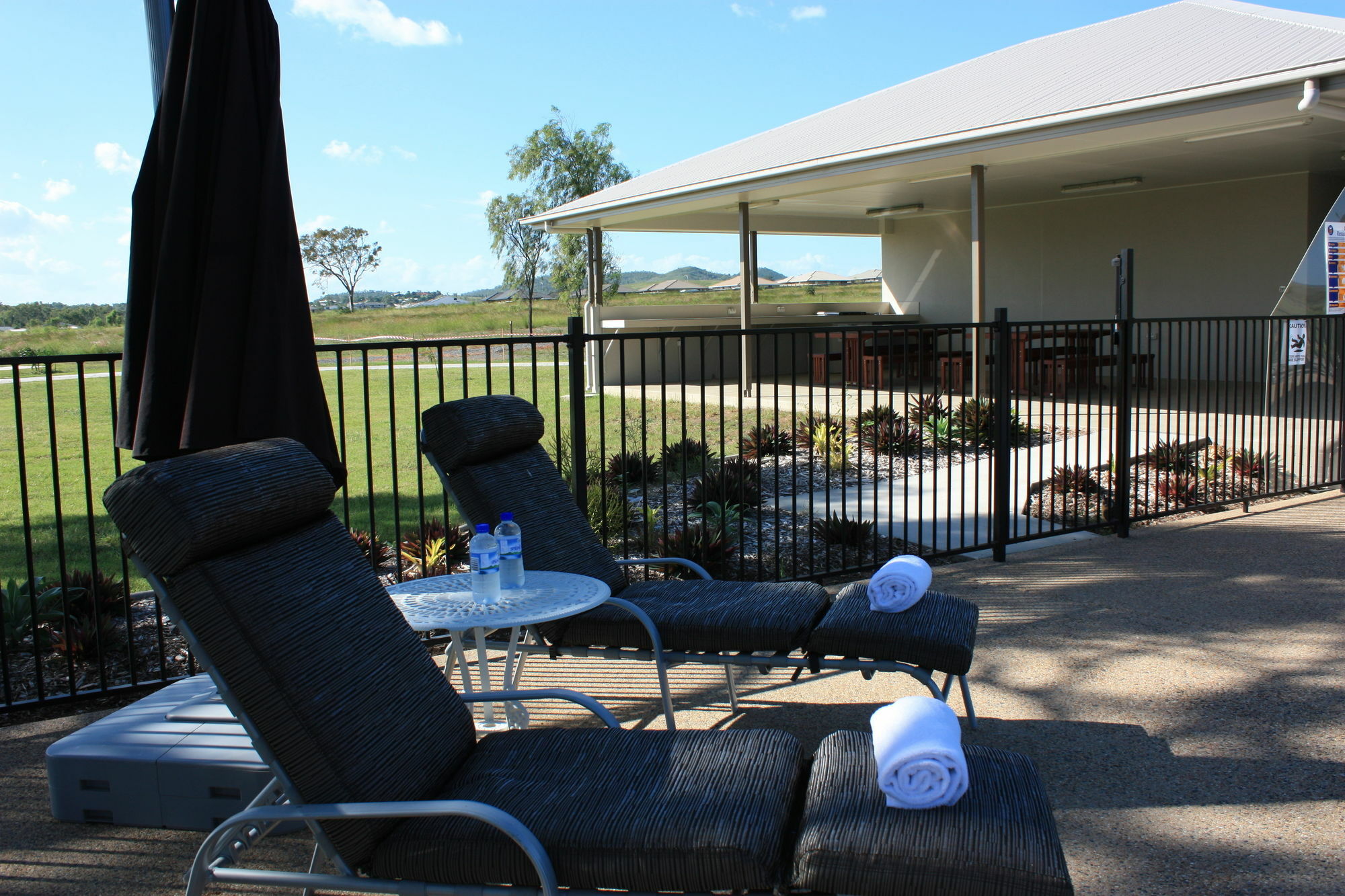 Casa Nostra Motel Rockhampton Ngoại thất bức ảnh